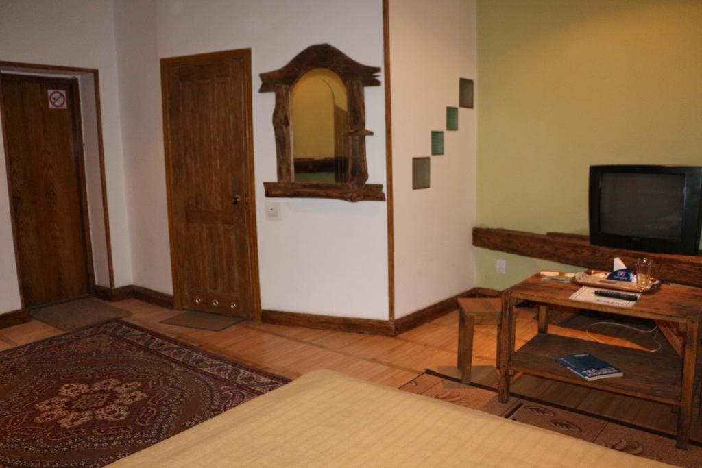 إلفيف Eco Grill Hotel Restaurant Aquarius الغرفة الصورة